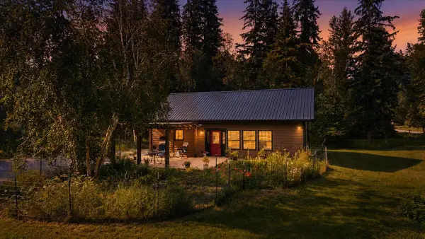 232 Toftum Lane, Columbia Falls, MT 59912