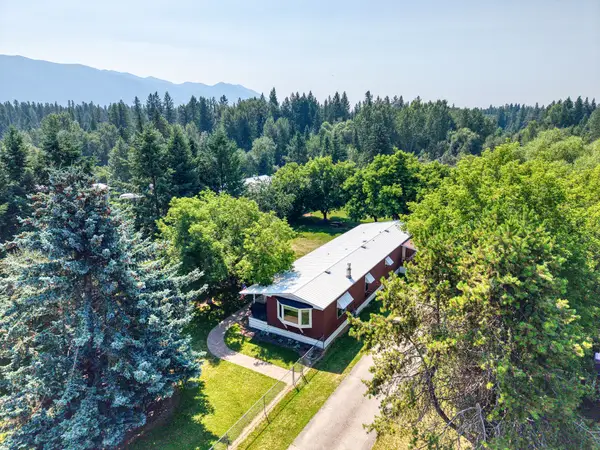 282 Dawn Drive, Columbia Falls, MT 59912