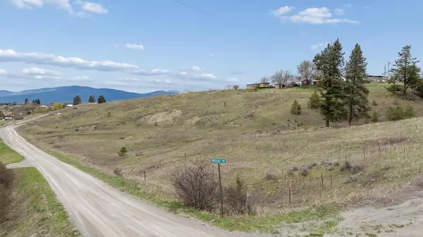 nhn Roosvelt Road, Eureka, MT 59917