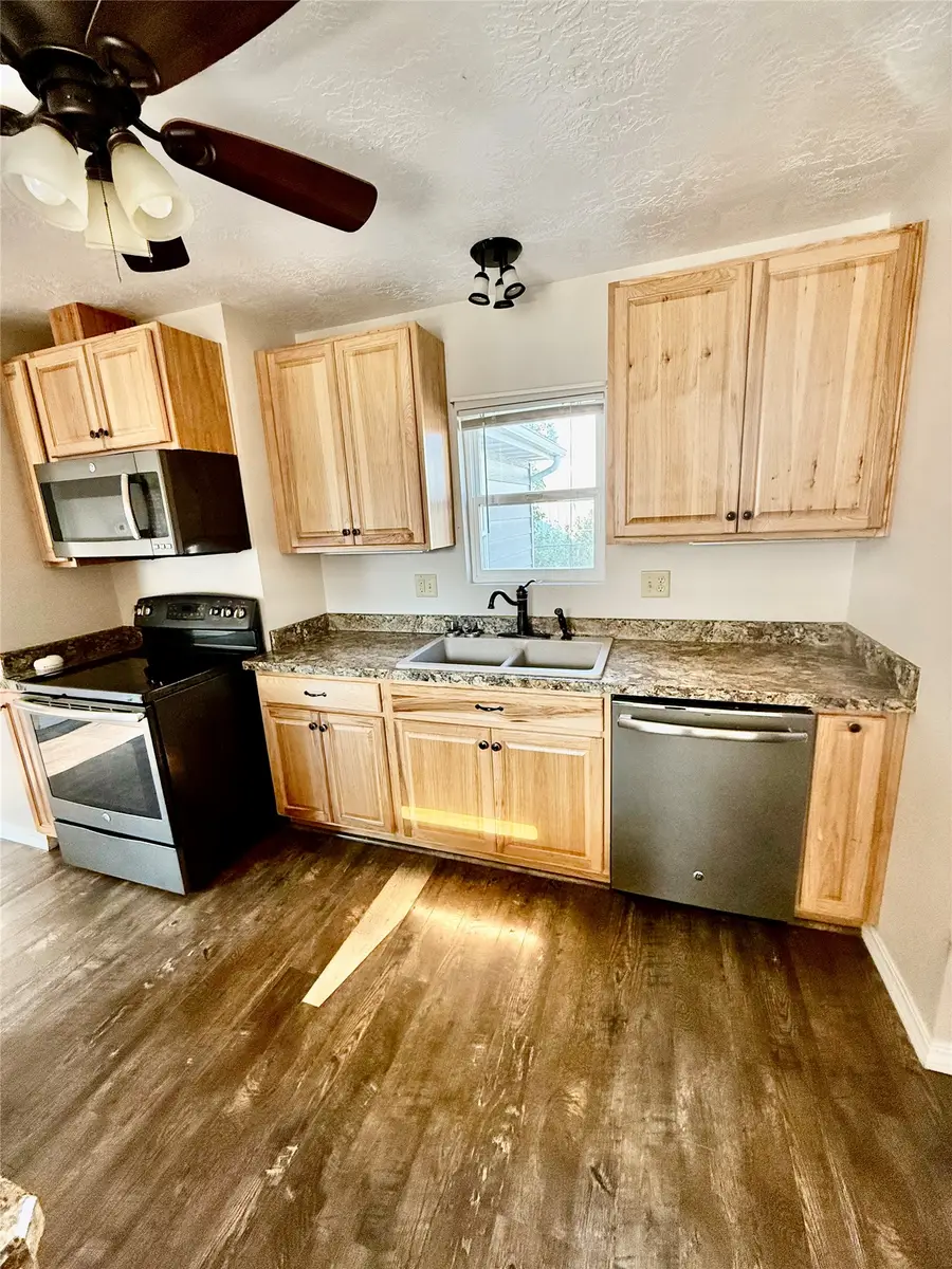3712 4th Avenue N, Great Falls, MT 59401 - #2