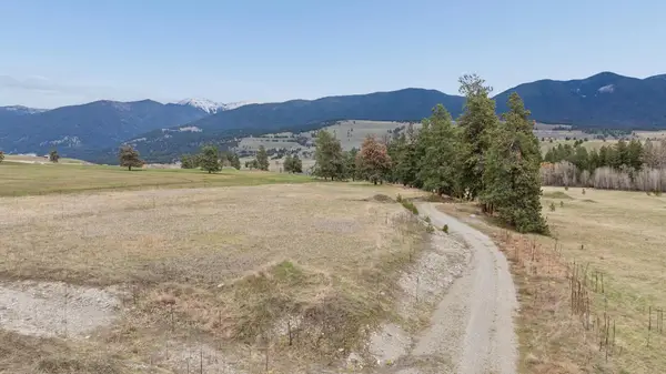 39 Sophie Creek Lane, Eureka, MT 59917