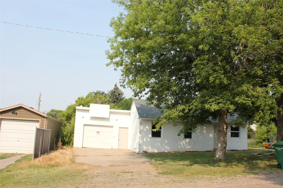620 23rd Street Ne, Black Eagle, MT 59414 - #2