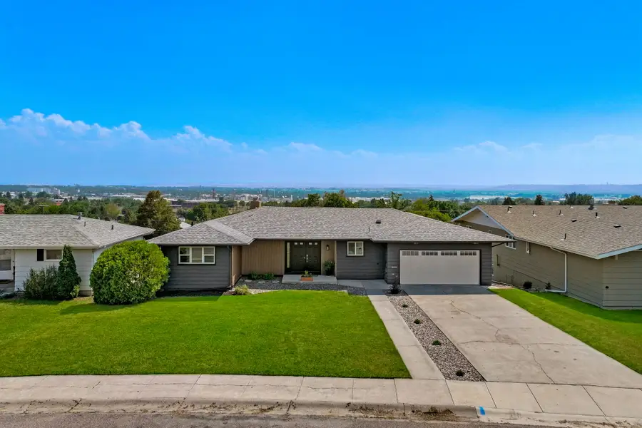 728 33rd Avenue Ne, Great Falls, MT 59404 - #3