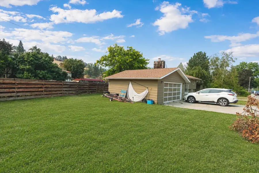 215 Dixon Avenue, Missoula, MT 59801 - #2
