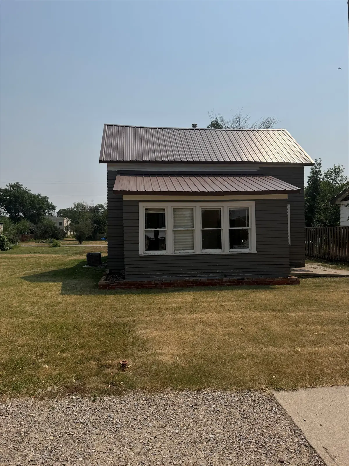7 S Delaware Street, Conrad, MT 59425 - #1