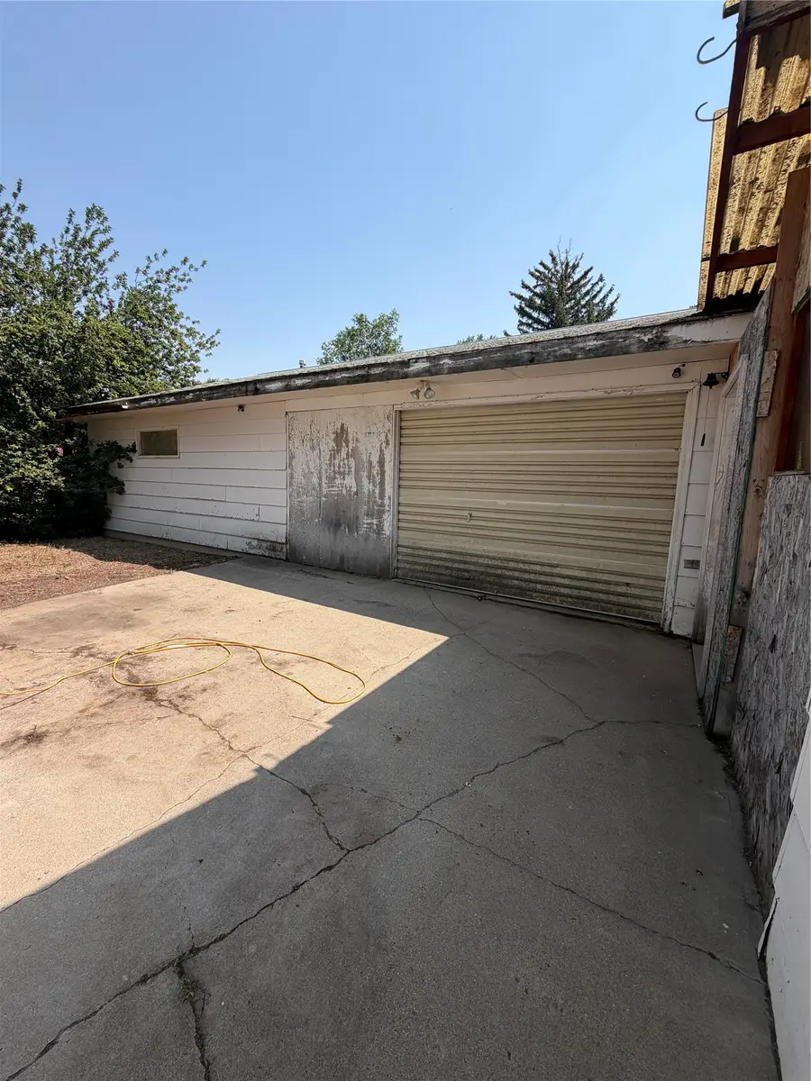 7 S Wisconsin Street, Conrad, MT 59425 - #2