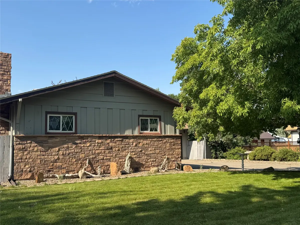 2321 Central Avenue W, Great Falls, MT 59404 - #1
