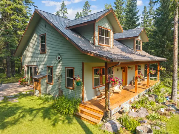 13786 Ridge Loop Road, Bigfork, MT 59911