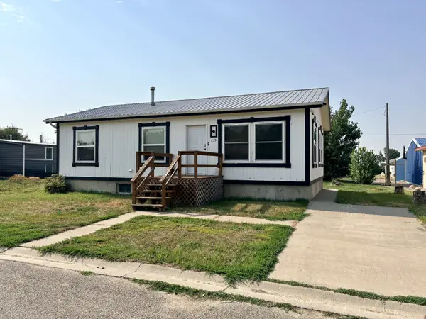 239 W Jackson Avenue, Chester, MT 59522
