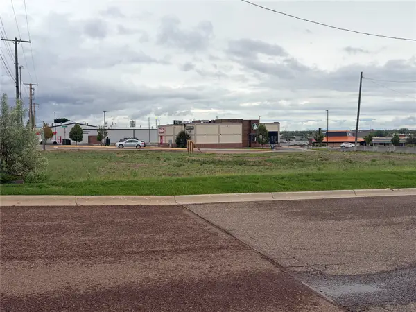 324 Smelter Avenue Ne, Great Falls, MT 59404