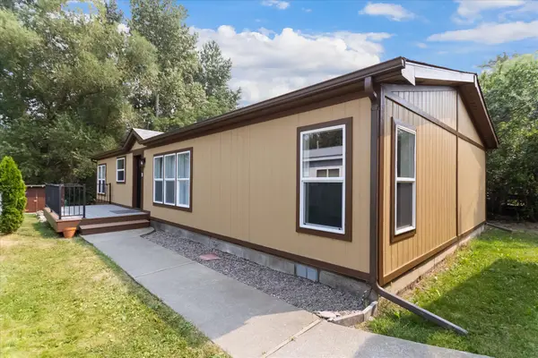 720 4th Avenue E, Columbia Falls, MT 59912