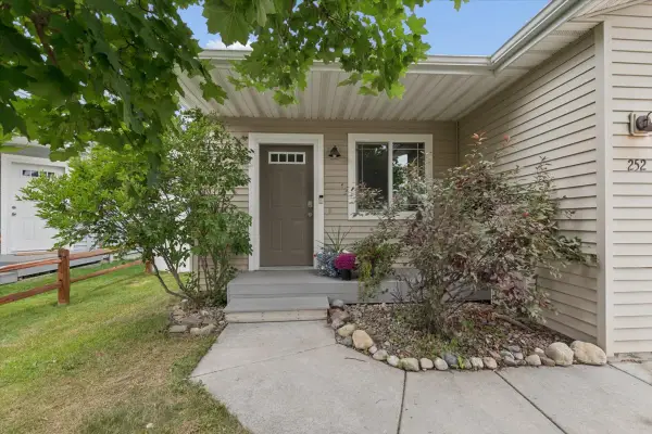252 Empire Loop, Kalispell, MT 59901