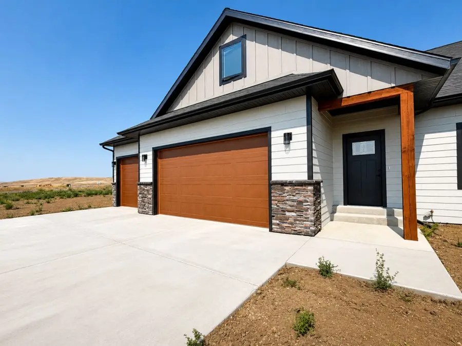 141 Barn Wood Lane, Great Falls, MT 59405 - #3