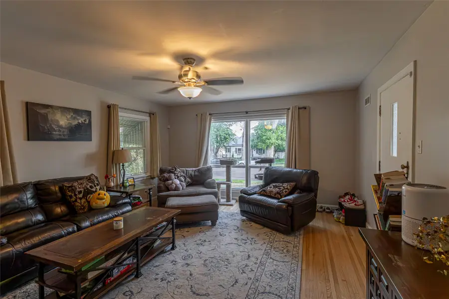 2526 4th Avenue N, Great Falls, MT 59401 - #2