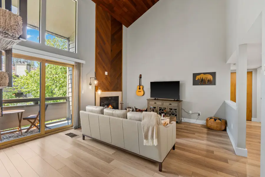 270 Bridge Street #303 Quiet Cove II, Bigfork, MT 59911 - #3