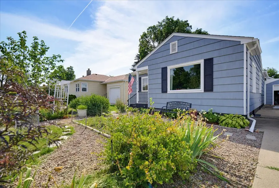 3416 3rd Avenue S, Great Falls, MT 59405 - #3