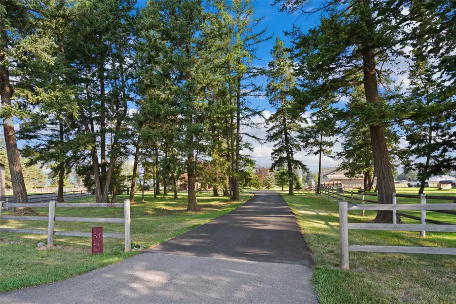 1086 Cowboy Way, Columbia Falls, MT 59912 - #2