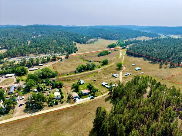 32 Montana Street, Roundup, MT 59072