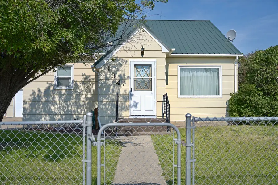 134 2nd Avenue Sw, Cut Bank, MT 59427 - #2
