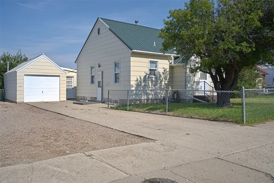 134 2nd Avenue Sw, Cut Bank, MT 59427 - #3