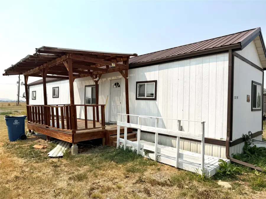 1319 Eisenhower Avenue, Great Falls, MT 59404 - #2