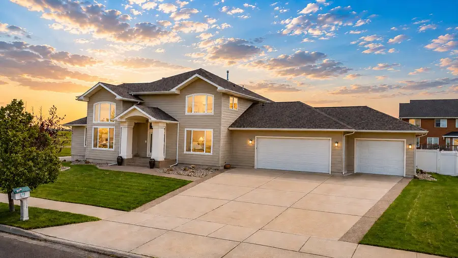 1300 Beargrass Drive, Great Falls, MT 59404 - #2