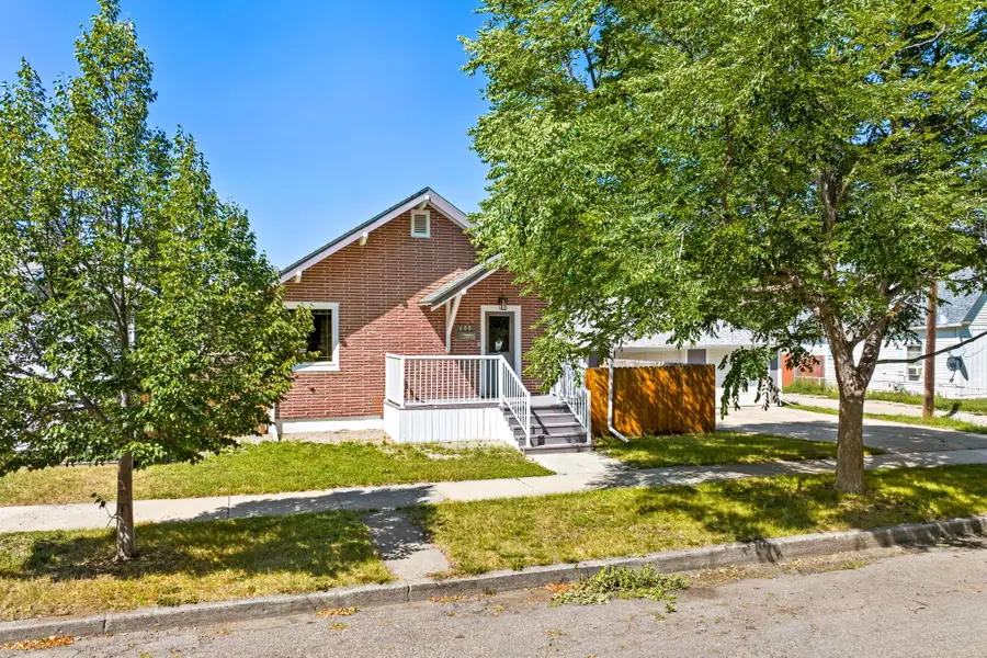 608 8th Street N, Great Falls, MT 59401 - #2