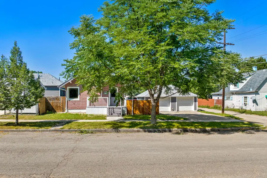 608 8th Street N, Great Falls, MT 59401 - #3