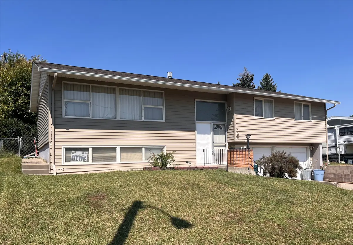 1403 Avenue B Nw, Great Falls, MT 59404 - #1
