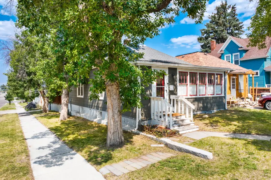 701 6th Avenue N, Great Falls, MT 59401 - #2