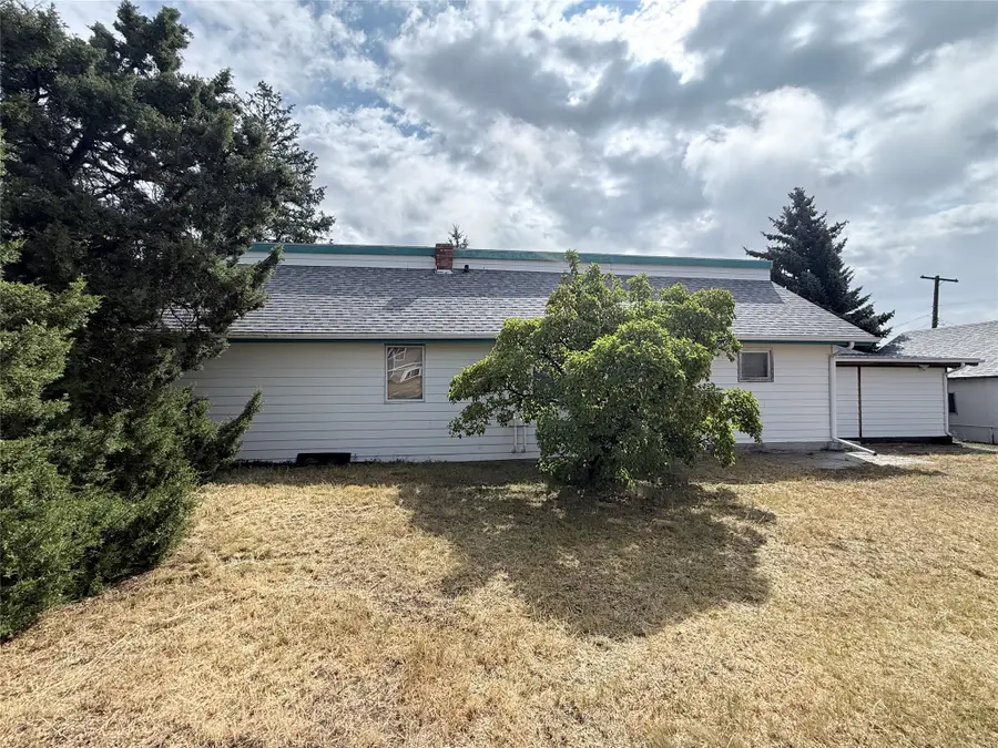 930 4th Avenue Nw, Great Falls, MT 59404 - #2