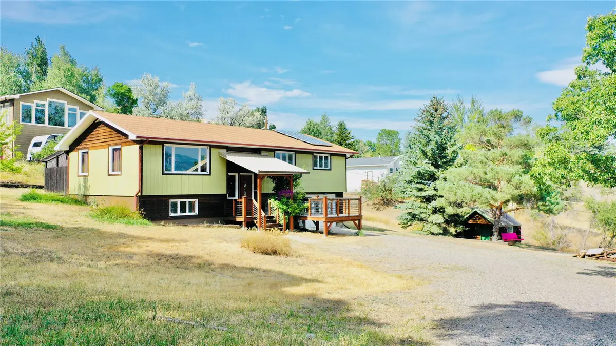 205 E Montana Street, Livingston, MT 59047 - #1