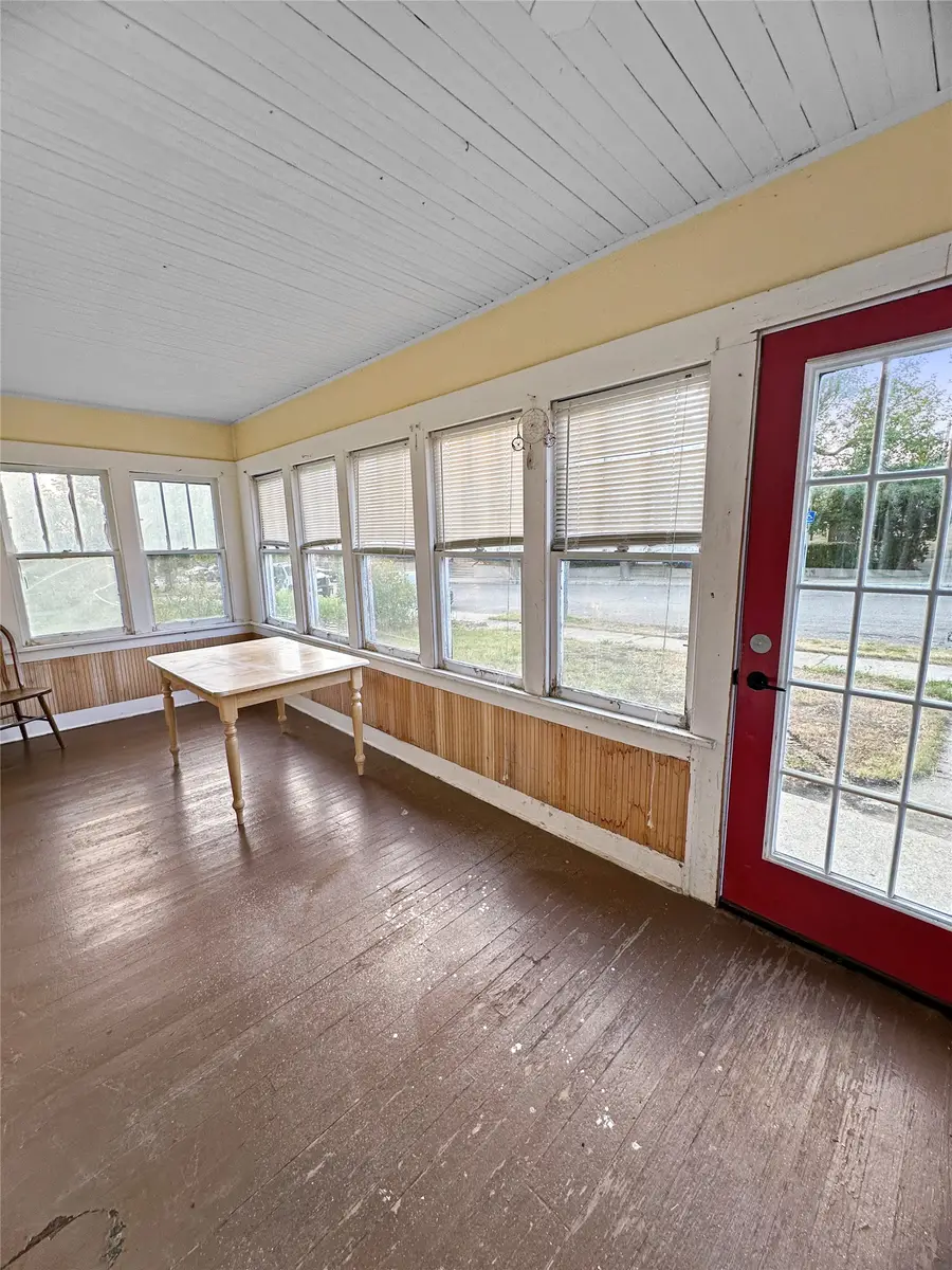 138 2nd Avenue Se, Cut Bank, MT 59427 - #3