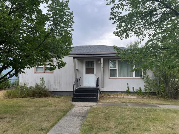 536 E 4th Avenue N, Columbus, MT 59019