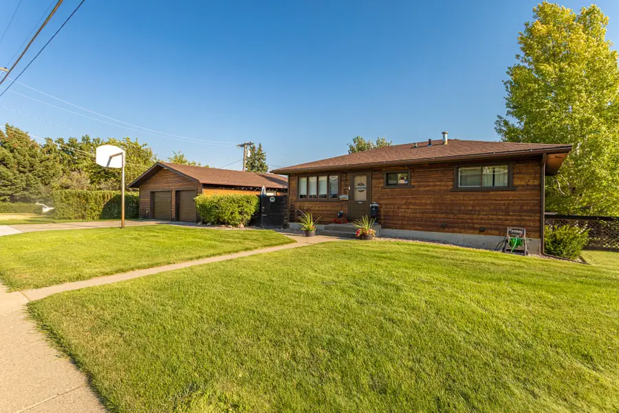156 Riverview Drive E, Great Falls, MT 59404 - #2
