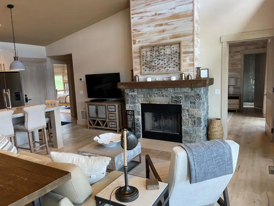 44 Cottage Lake Lane, Eureka, MT 59917 - #2