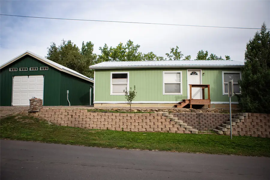 2100 Colorado Avenue Ne, Black Eagle, MT 59414 - #3