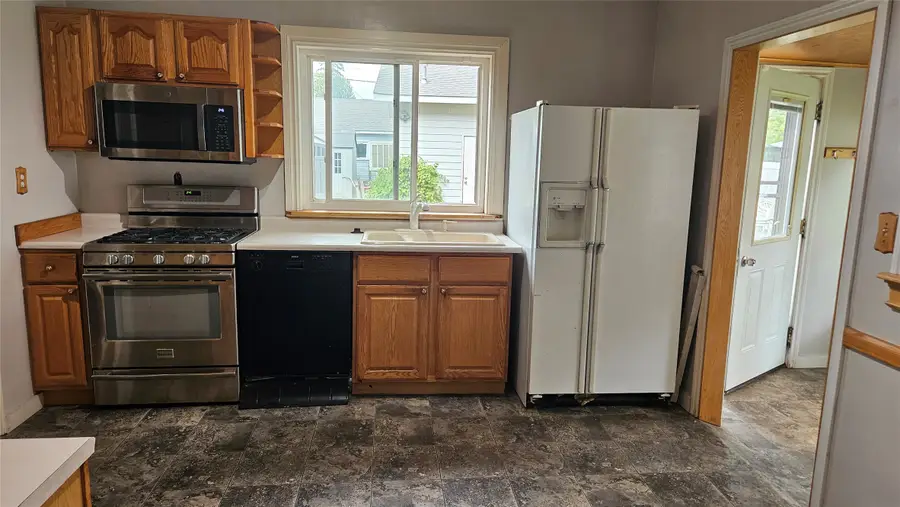 701 2nd Avenue Sw, Great Falls, MT 59404 - #3