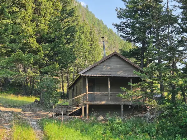 9268 Beaver Willow Road, Augusta, MT 59410