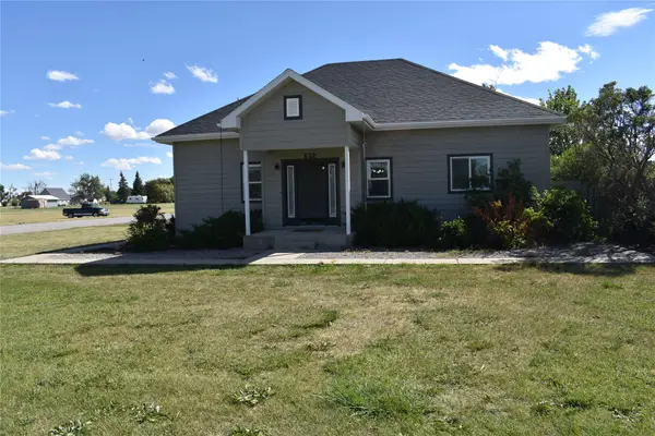 632 Dupuyer Avenue, Valier, MT 59486