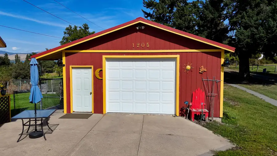 1205 11th Avenue E, Polson, MT 59860 - #3