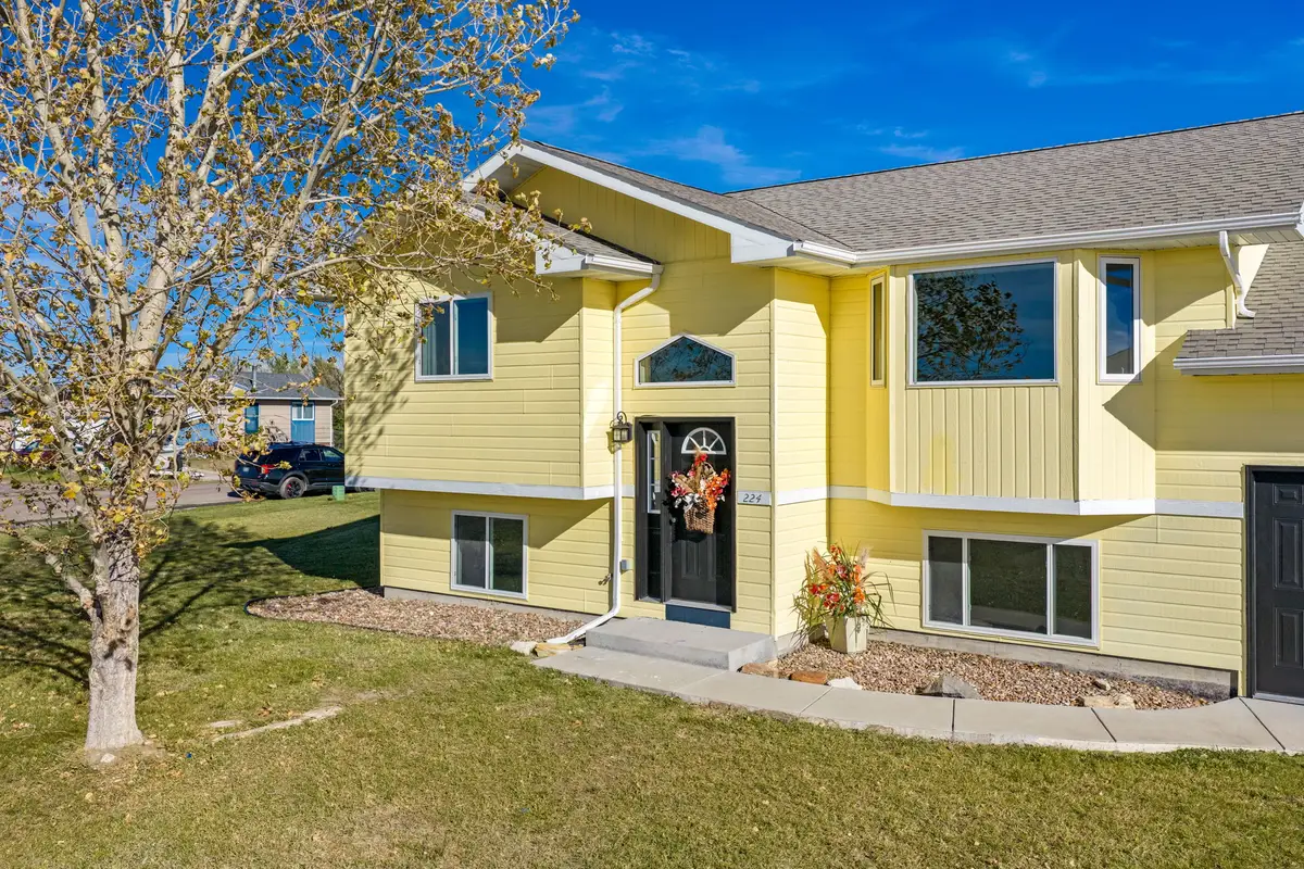 224 Washington Boulevard, Great Falls, MT 59404 - #1