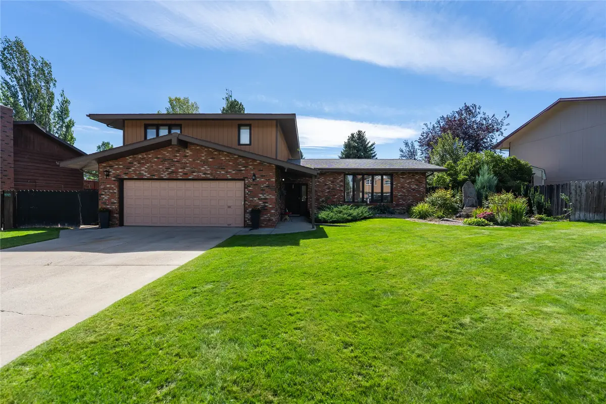 1108 20th Avenue Sw, Great Falls, MT 59404 - #1