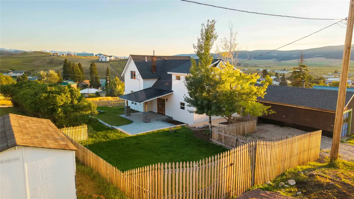 315 W Sutter Street, Philipsburg, MT 59858 - #1