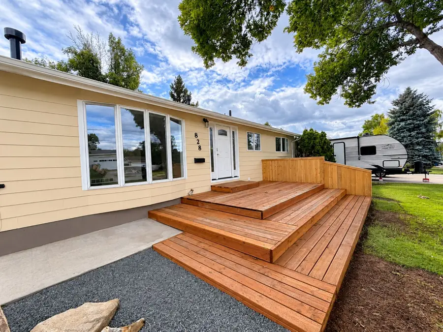 828 Sacajawea Drive, Great Falls, MT 59404 - #3