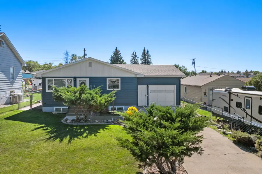 1816 7th Avenue S, Great Falls, MT 59405 - #3