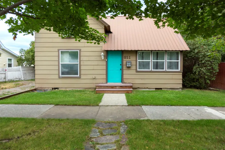 811 6th Avenue W, Kalispell, MT 59901 - #2