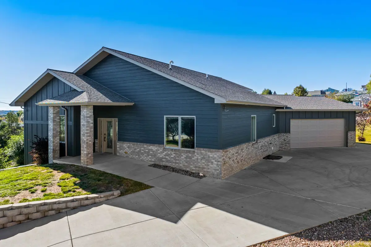 123 29a Avenue Ne, Great Falls, MT 59404 - #1