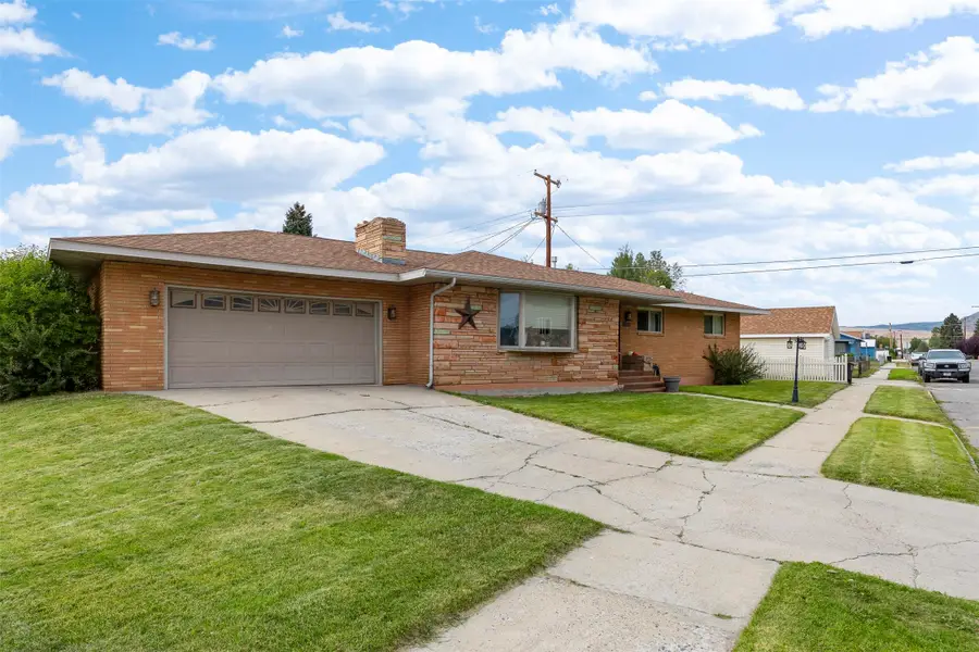 3033 Edwards Street, Butte, MT 59701 - #3
