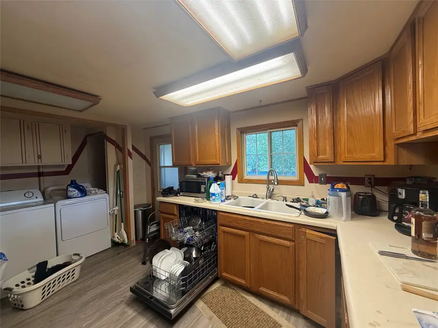 1023 7th Avenue Nw, Great Falls, MT 59404 - #3